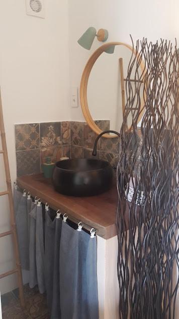 La Maison De Charlie Vaugines Ngoại thất bức ảnh