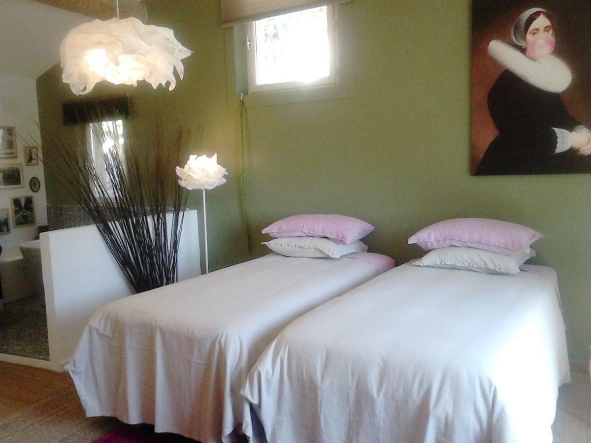 La Maison De Charlie Vaugines Ngoại thất bức ảnh